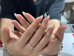 -瞧·享轻奢美甲美睫