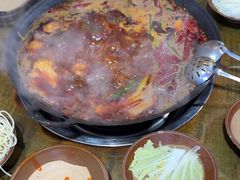 -黄潇洒老火锅(九眼桥宏济巷店)