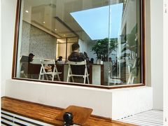 -Line 咖啡(石厦花园店)