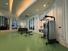 -珠海瑞吉酒店游泳池