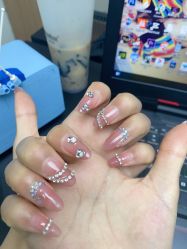 -UGIRL有个美甲