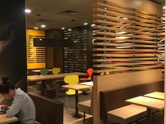 -麦当劳(杭州西湖银泰百货店)
