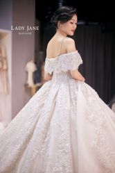 -Lady  Jane高端婚纱礼服馆