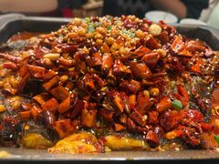-江边城外烤全鱼(世茂广场店)