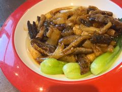 -赶海部落海鲜城(海阳路店)