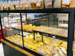 面包甜点陈列柜-BreadTalk面包新语·烘焙蛋糕(佐阾虹湾购物中心店)