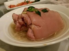 -品悦酒店(三林古镇店)