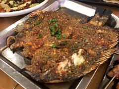 -六福烧烤酒馆(秦隆步行街店)