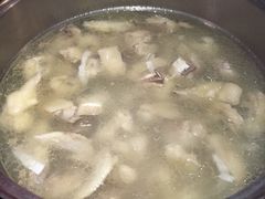 -润青四季音乐主题餐厅·椰子鸡(罗湖店)