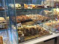 面包甜点陈列柜-巴黎贝甜(大宁国际商业广场店)