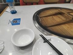 -鲁员外地锅鸡地锅鱼(古墩路店)