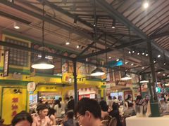 -大食代美食广场(上海中心店)