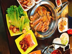 -海吃海喝海鲜烤肉餐厅