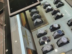 -亨吉利世界名表中心(砂之船奥莱店)