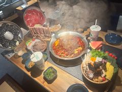 -湊湊火锅·茶憩(南京东路悦荟店)