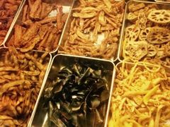 -绝味鸭脖(新闻路店)