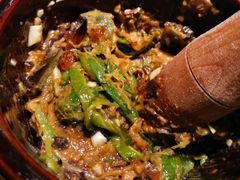 皮蛋青椒擂茄子-费大厨辣椒炒肉(万家丽一店)