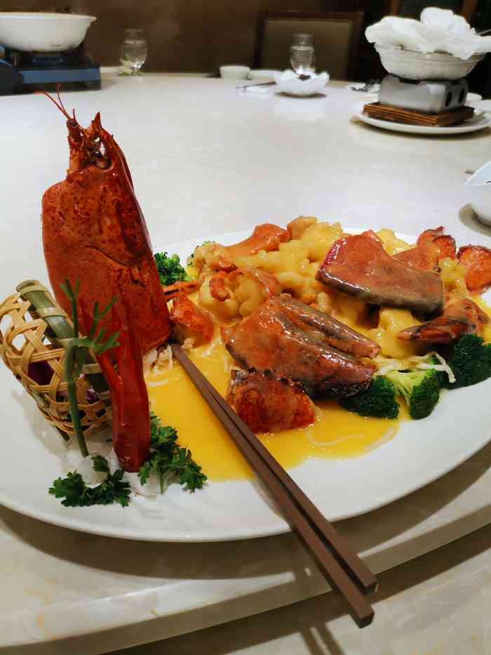 新嘉园海鲜(客都店)-"5点多就杀过来啦,大战小龙虾,7个人干了.