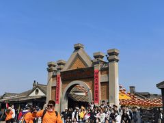 -清风小镇闯关东影视基地