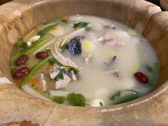 -抚仙湖生态石锅鱼野生菌(告庄店)
