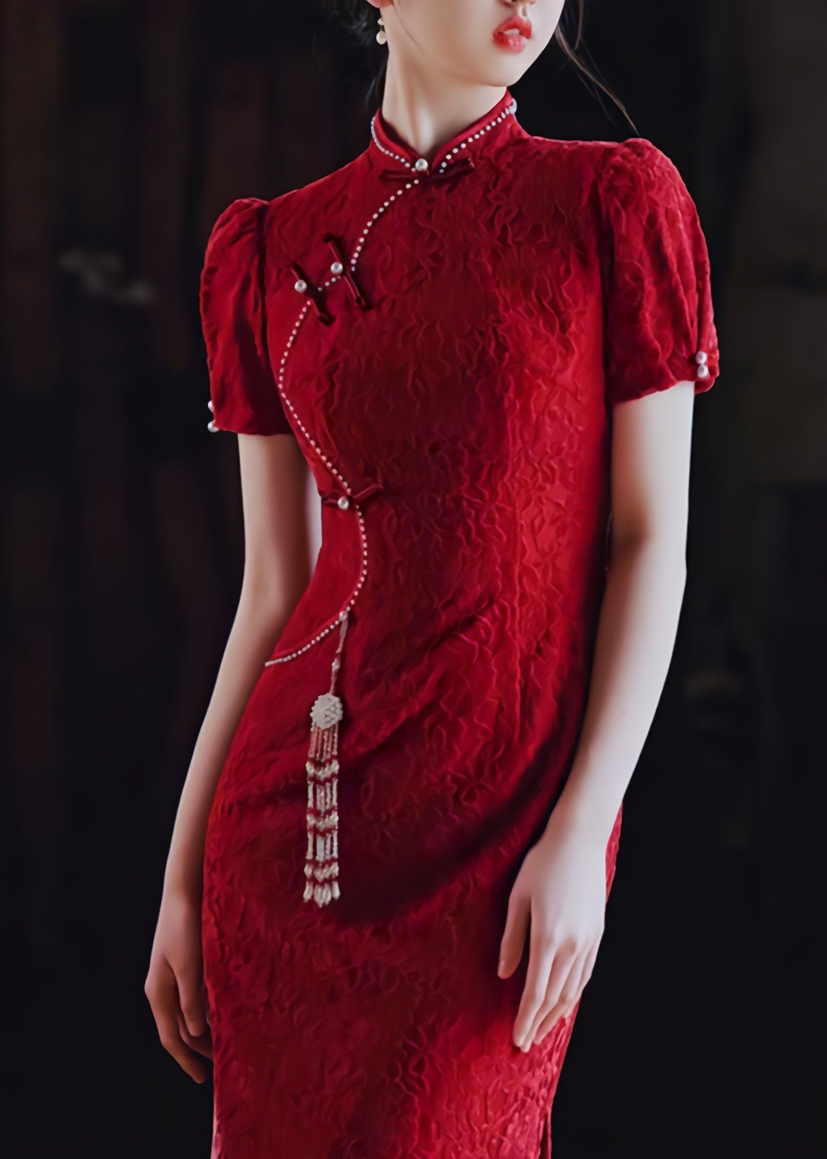 让人陶醉在它的美丽之中.敬酒服 礼服旗袍