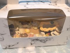-郑在DIY·潮玩银饰绘画手作(中央大道旗舰店)