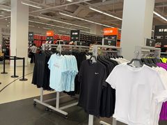 -NIKE上海青浦换季优惠店