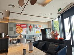 -必胜客(尹山湖歌林公园店)