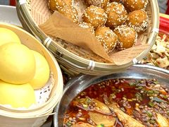 -佬缸炮江湖川菜(玉林店)