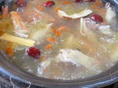 清远鸡-濠轩阁特色生蚝火锅(水湾路店)