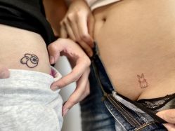 -强师傅打耳洞.脐钉.舌钉饰品