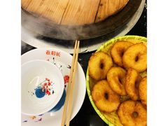 -老村长铁锅宴(航才路店)