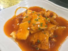 -梓檚中餐厅湖北菜小龙虾武昌鱼排骨藕汤(黄鹤楼店)