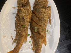 松鼠大黄鱼-聚汇三少·龙虾·中餐厅(莫邪路新天地店)