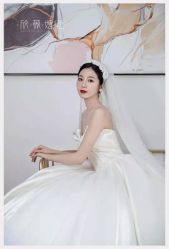 -欣薇婚纱(新源乐汇城店)