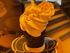 甜品站山茶花风味华夫筒-麦当劳(番禺易发商业街店)