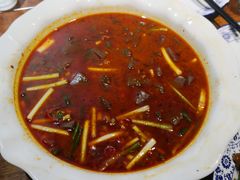 辣子蒜羊血-关中道陕味艺术餐厅(西岳庙店)