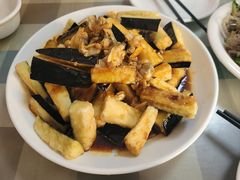 风味茄子拌蛤蜊-华春餐馆(鱼山路店)