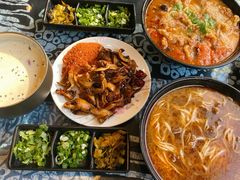 炸菌子-勺子米线·云南传统小吃市集(四方街店)