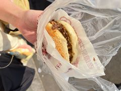-穆得·老周家牛肉烧饼(普利街店)