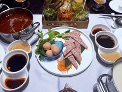 -红鼎豆捞·非遗鲍皇汤火锅(宝丰路店)