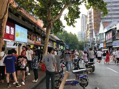 -老韩煸鸡·中国炸鸡(水塔美食街店)