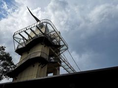 -客天下恐龙水晶玻璃桥