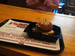 -The Habit Burger Grill 哈比特汉堡(爱琴海店)