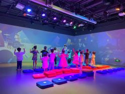 -小鸡哆哆故事屋·儿童乐园(嘉里城店)