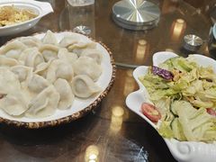 -东来菜馆•手抓海鲜家常菜•海鲜锅贴(鸽子窝店)