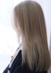 -AKOZO Beauty Salon