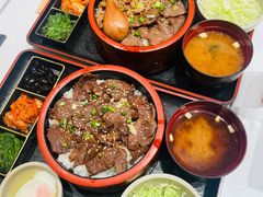 -牛邸·烧肉饭(来福士店)