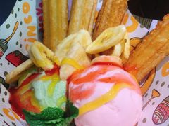 -Famous肥猫墨西哥音乐餐吧(五棵松华熙LIVE店)