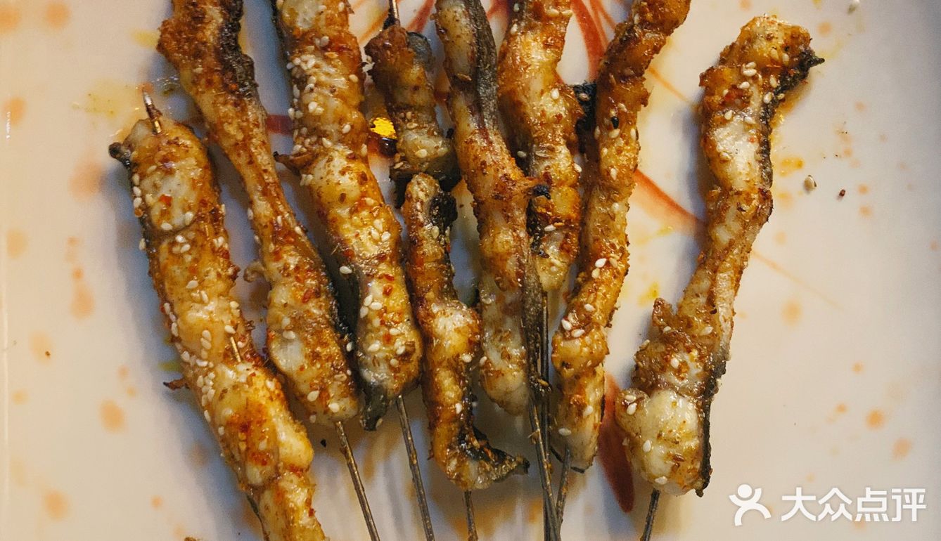 蛇口边的烧烤鱼塘|划算的宵夜大排档